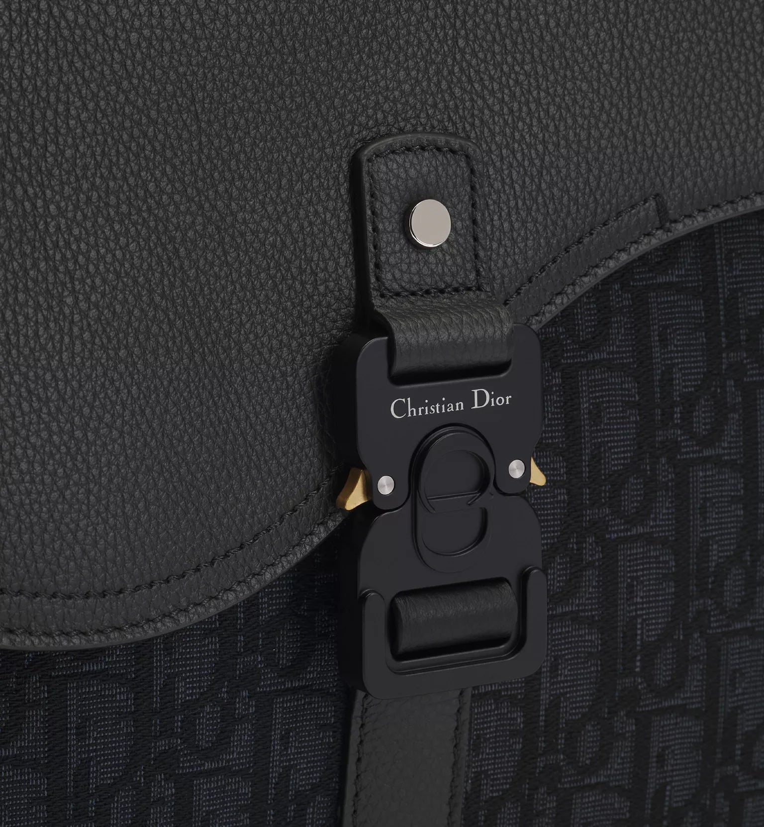 Medium Saddle Messenger Bag with Flap