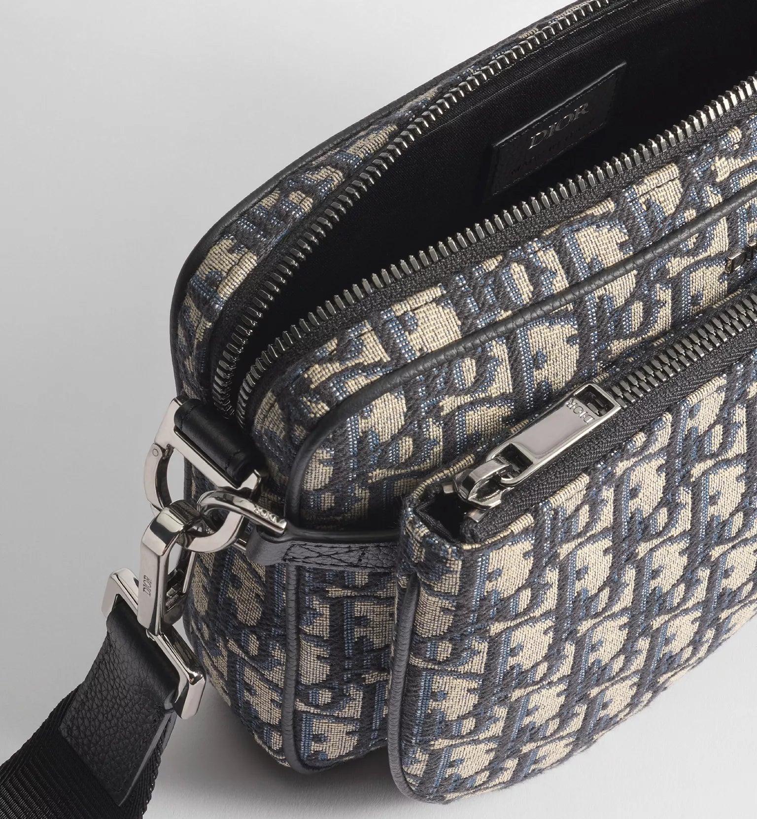 Saddle Triple Pouch