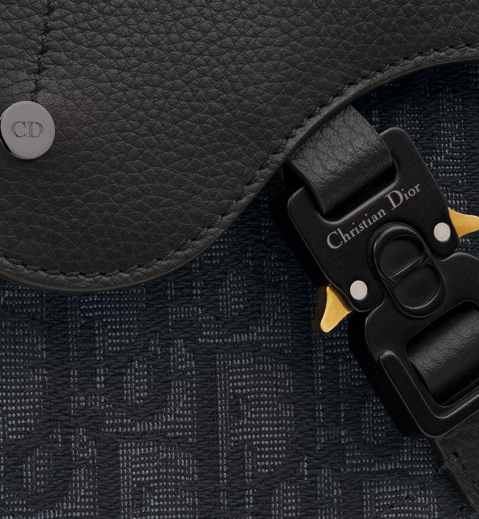 Saddle Messenger Bag