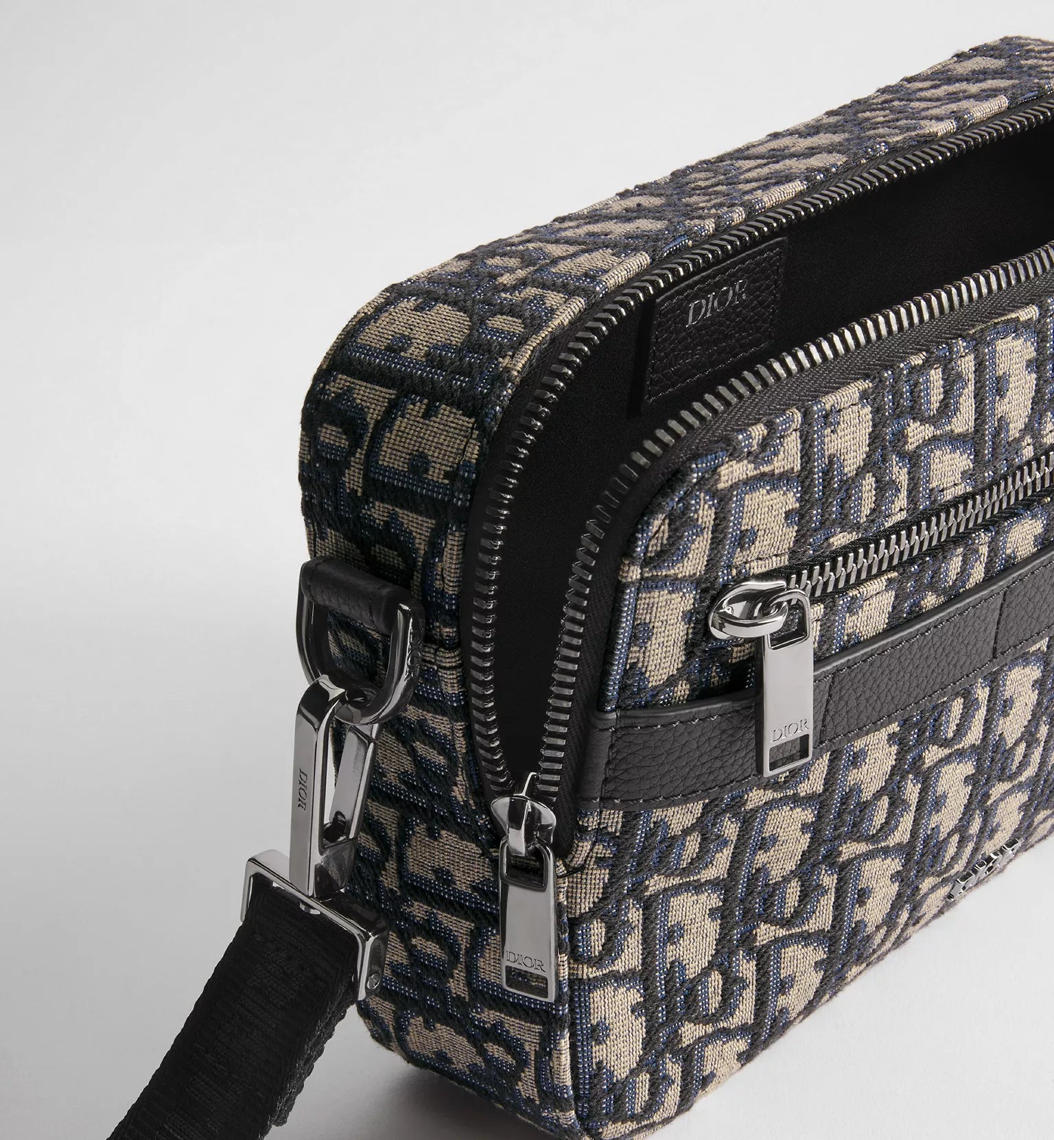 Safari Bag with Strap