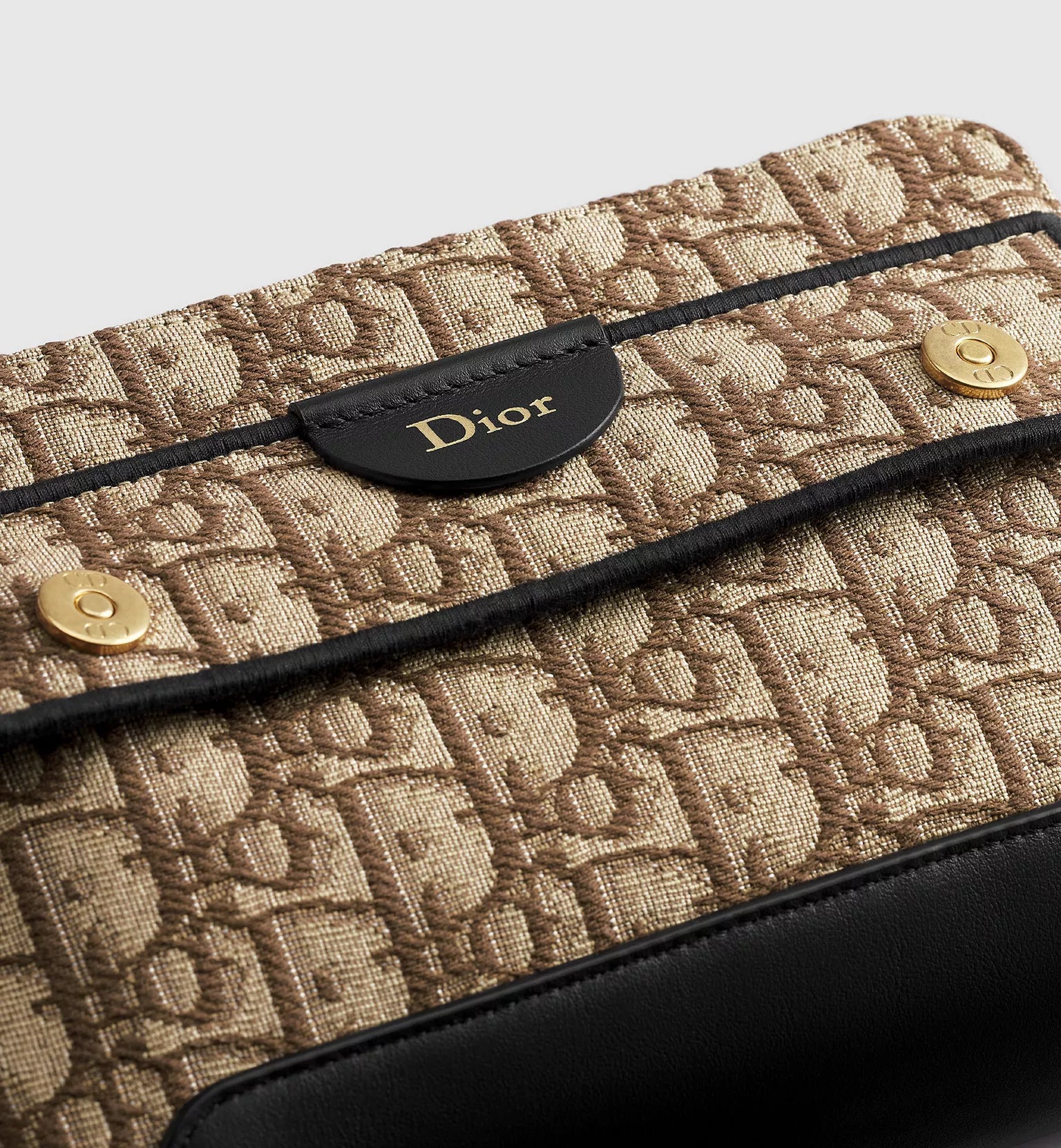 Mini Pocket Dior Jett Zipped Messenger Bag
