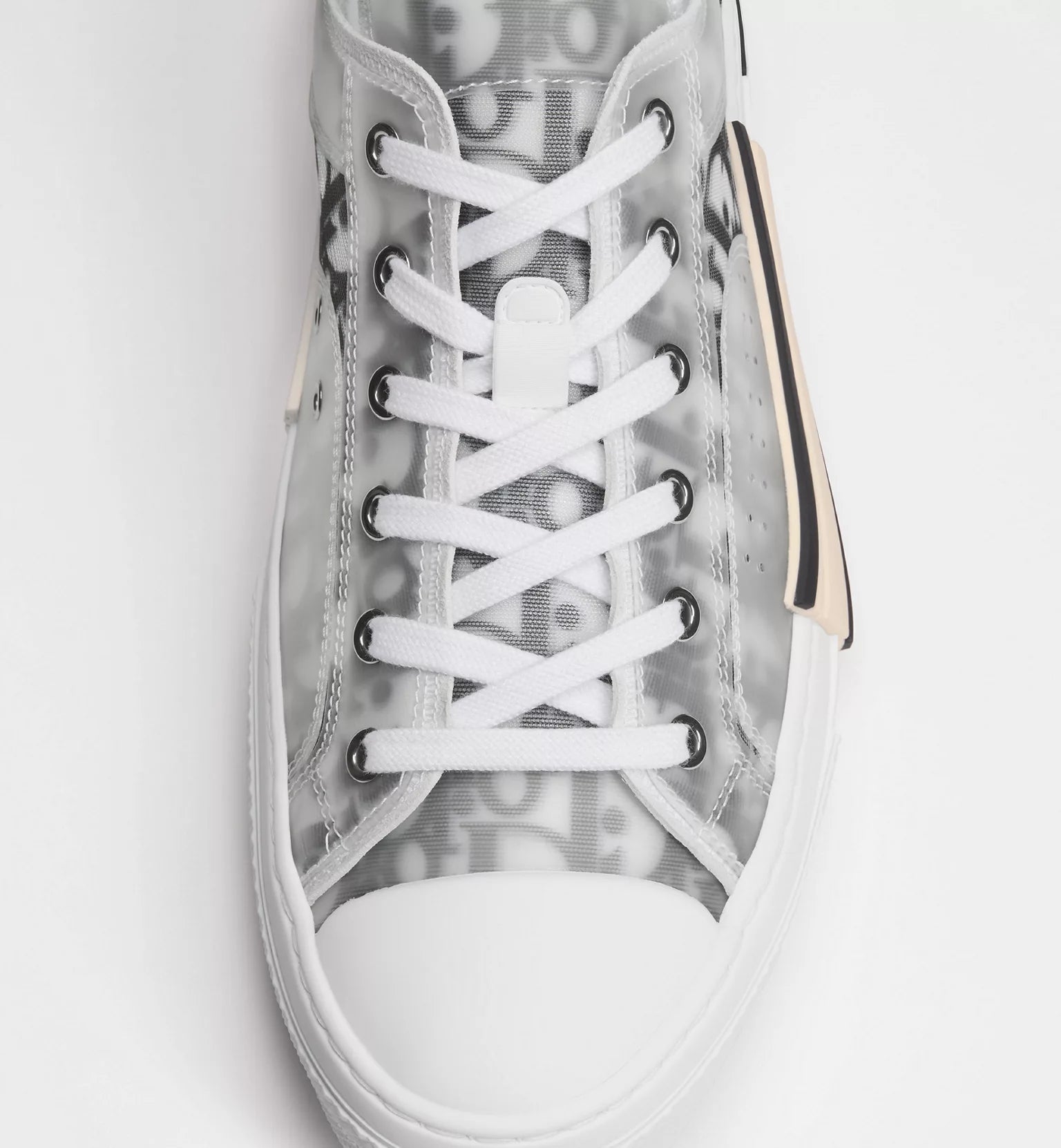 B23 League Low-Top Sneaker