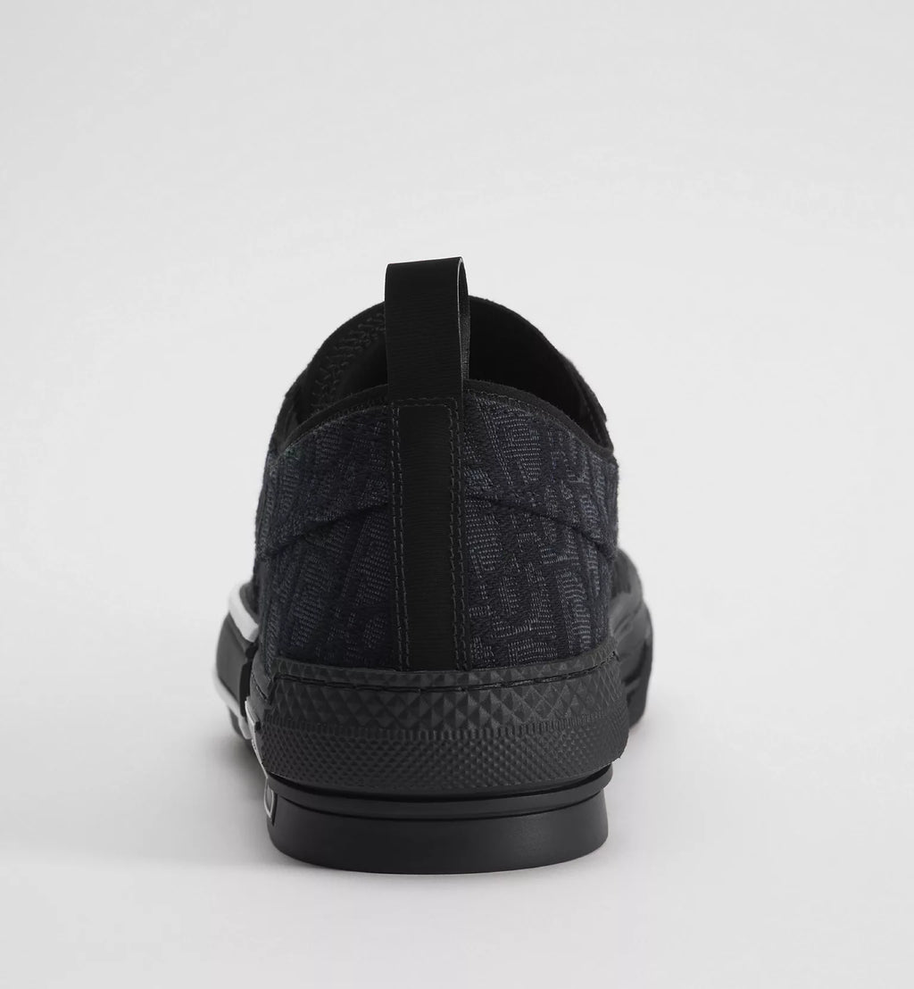 B23 League Low-Top Sneaker