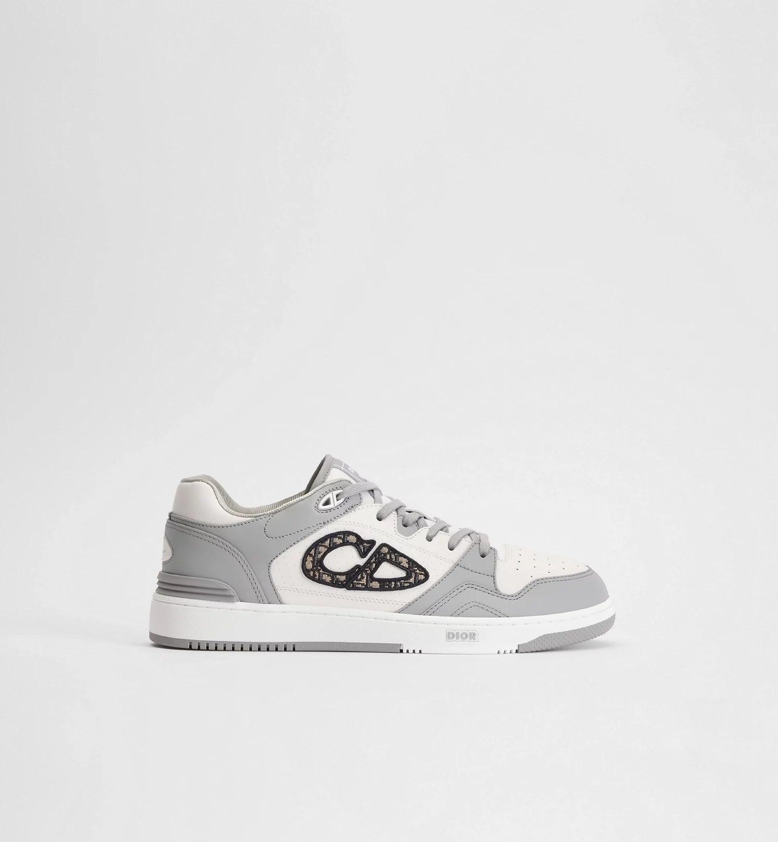 B57 Dribble Low-Top Sneaker