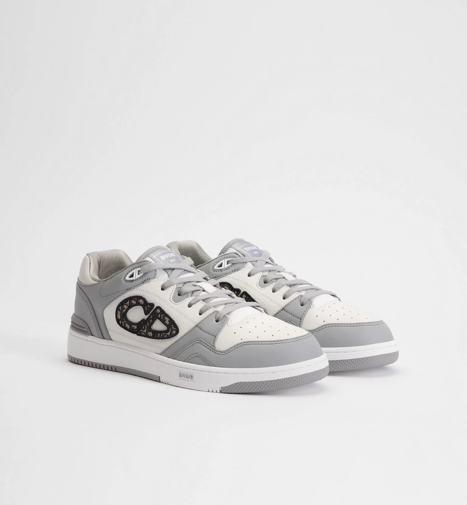 B57 Dribble Low-Top Sneaker