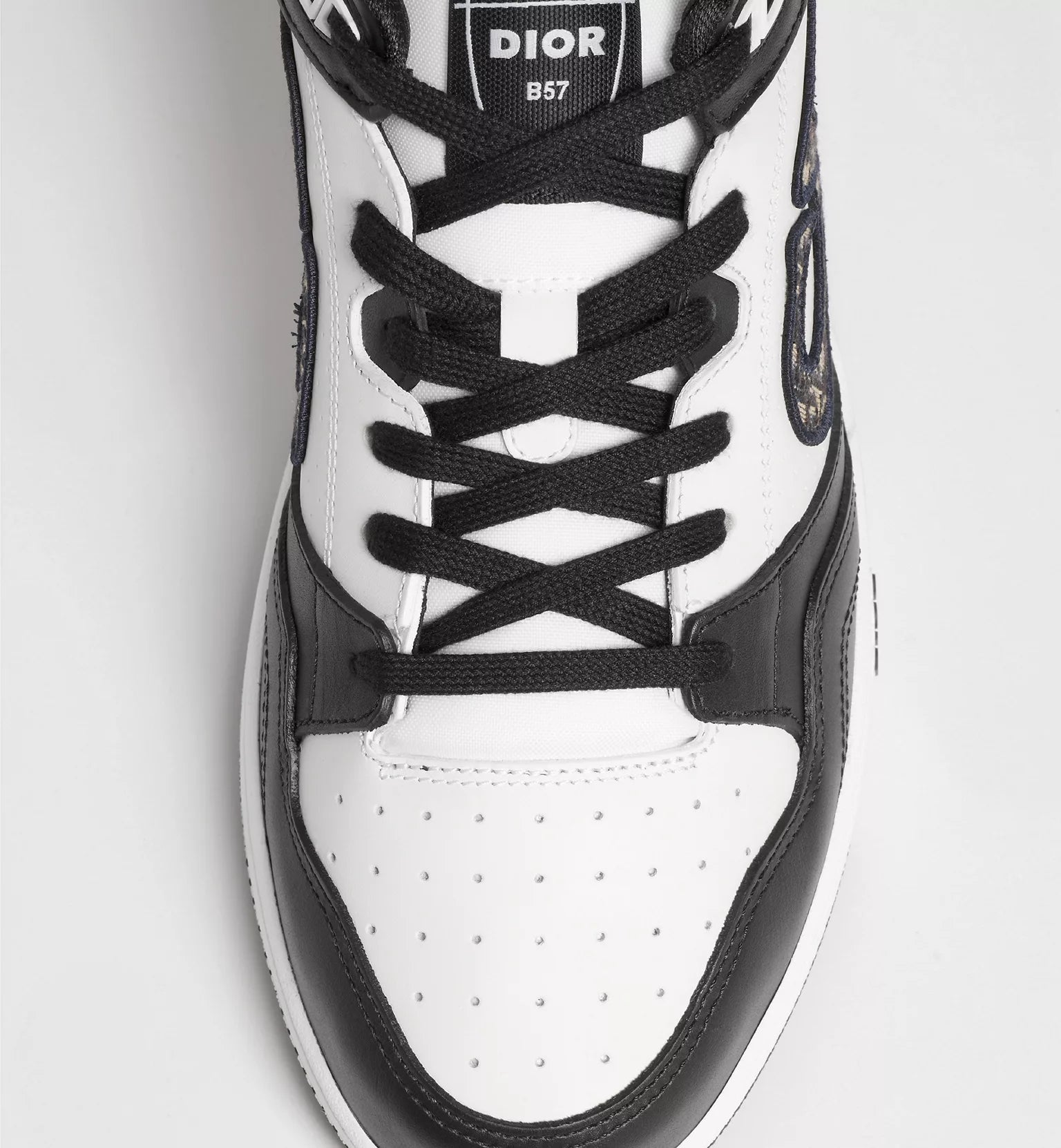 B57 Dribble Low-Top Sneaker