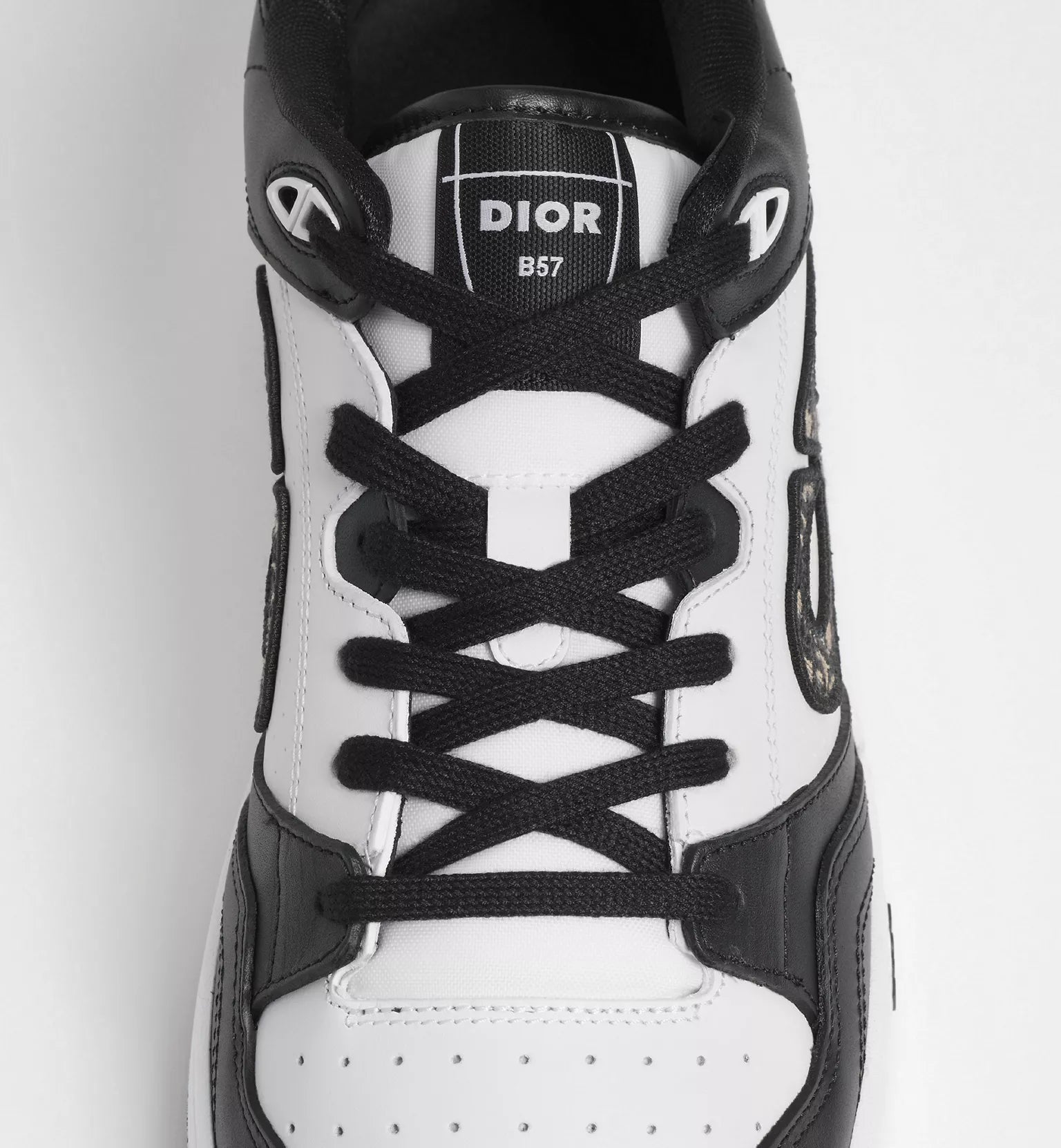B57 Dribble Low-Top Sneaker