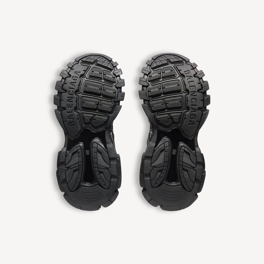 Men's Track Piercing Trainers in Black