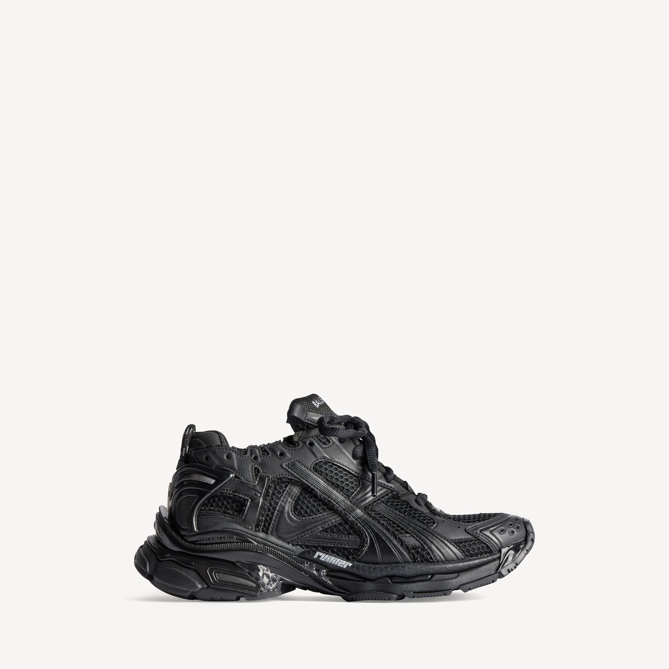 Men's Runner Trainers in Black