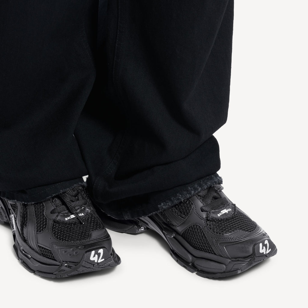 Men's Runner Trainers in Black