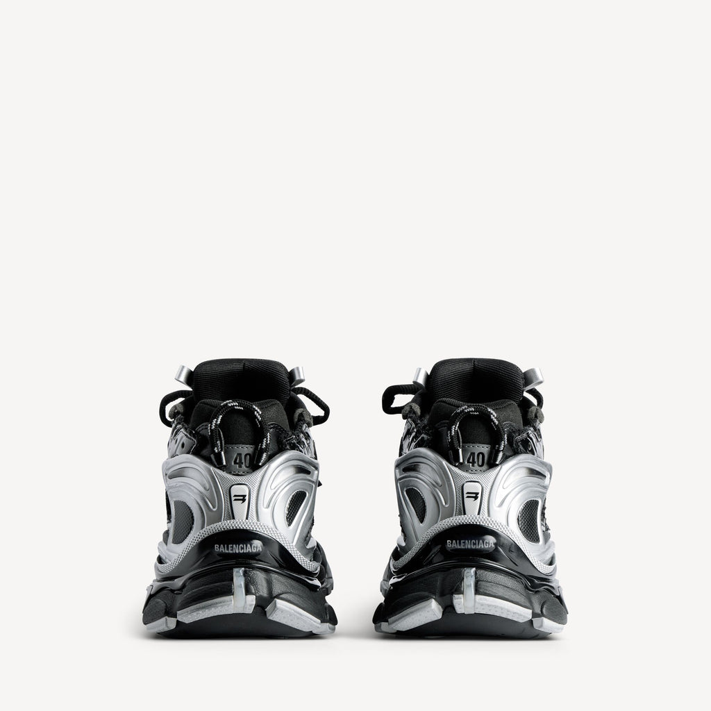 Men's Runner Trainers in Black/silver