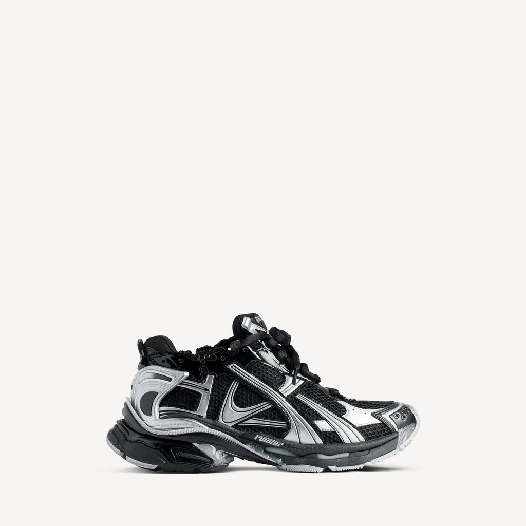 Men's Runner Trainers in Black/silver