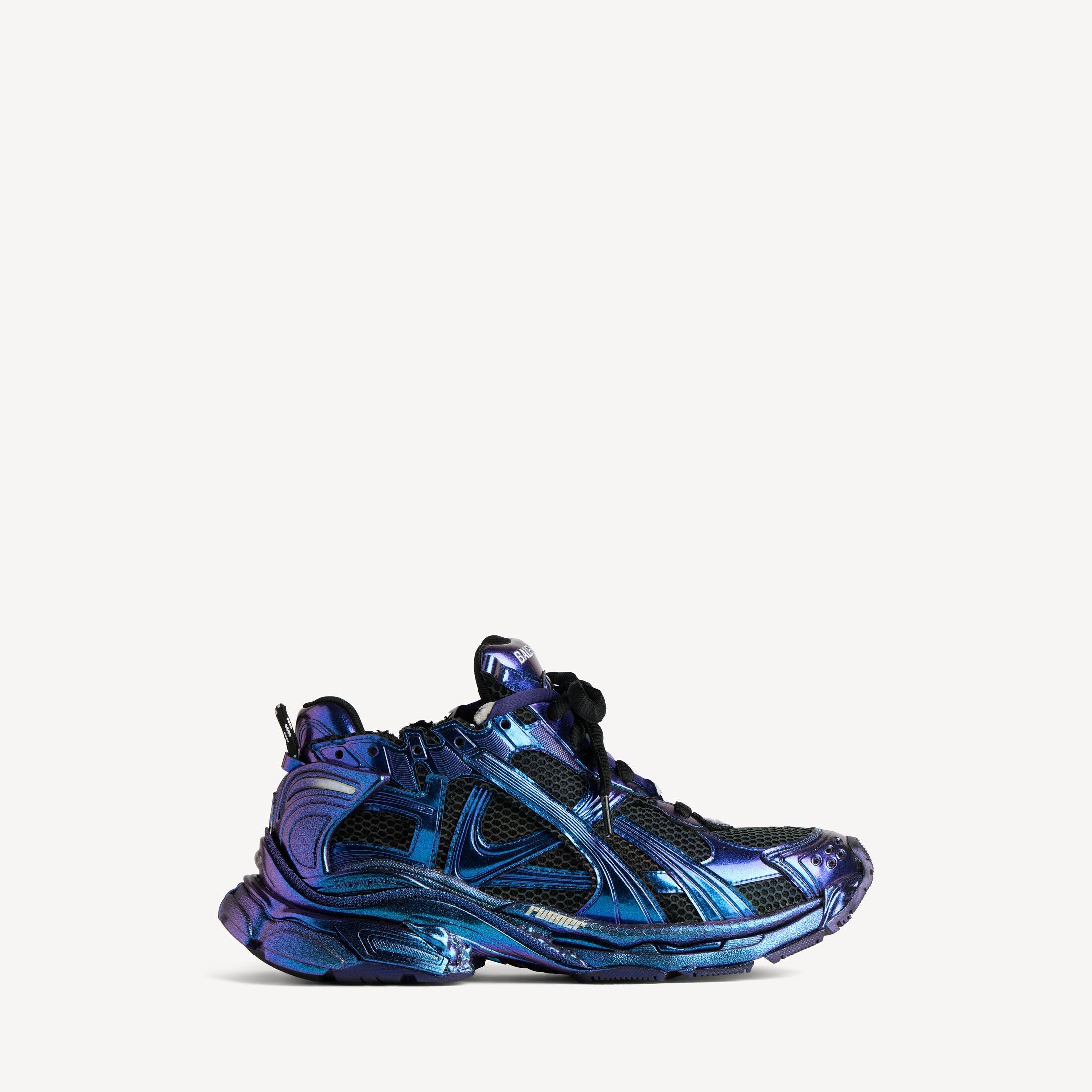 Men's Runner Iridescent Trainers in Blue