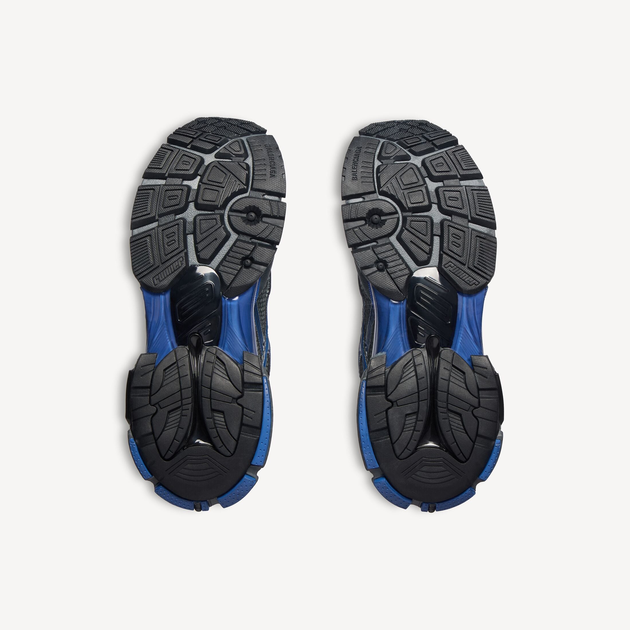 Men's Runner Gradient Mesh Trainers in Black/blue/grey