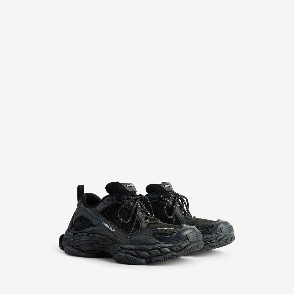 Men's Triple S.2 Trainers in Black/dark Grey