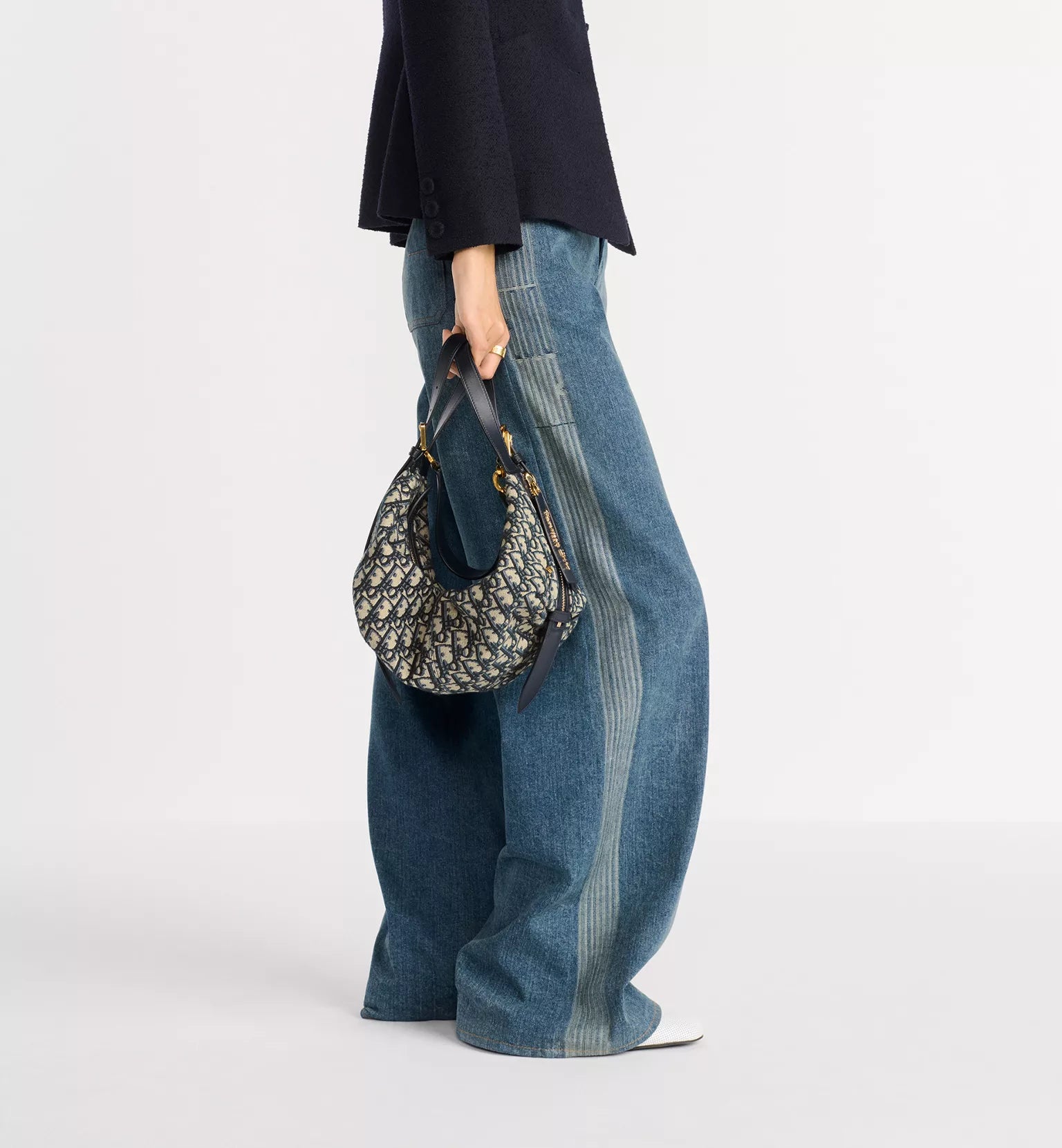 Medium D-Journey Bag