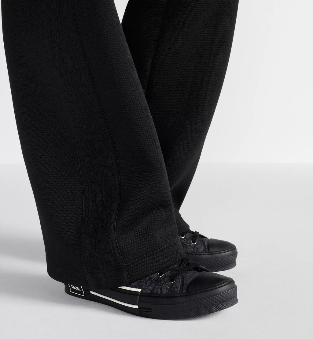 B23 League High-Top Sneaker