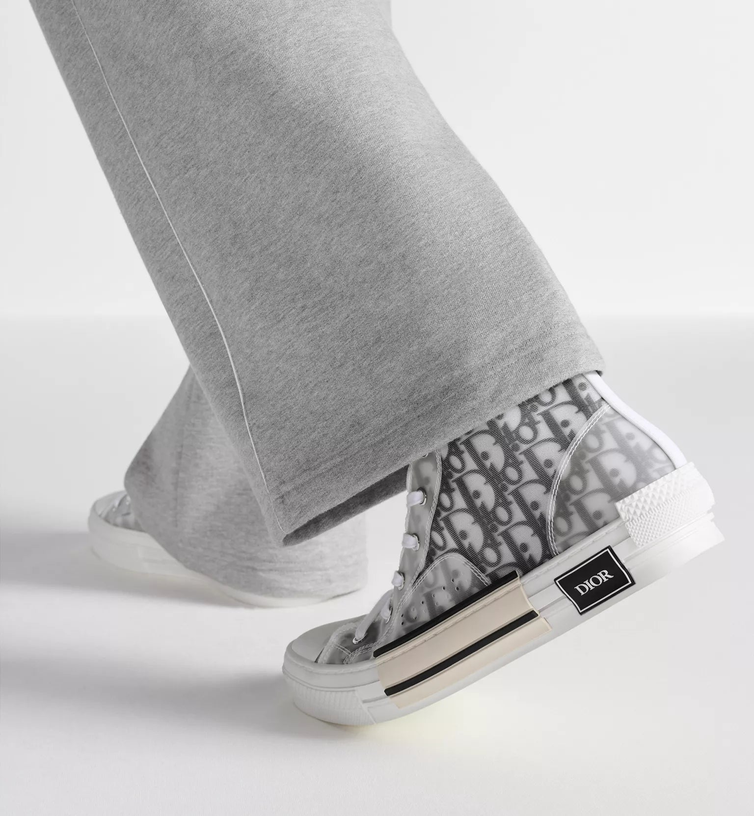 B23 League High-Top Sneaker