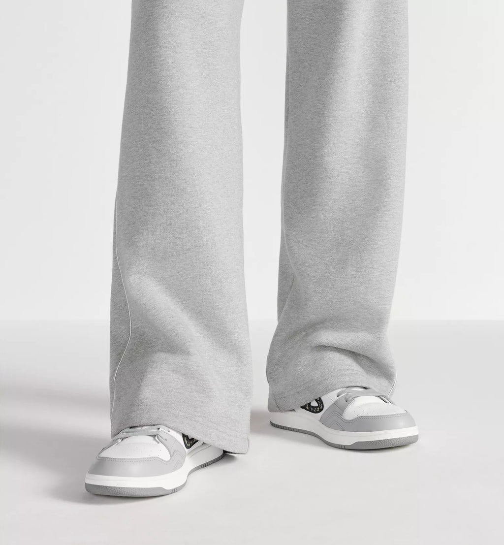 B57 Dribble Low-Top Sneaker