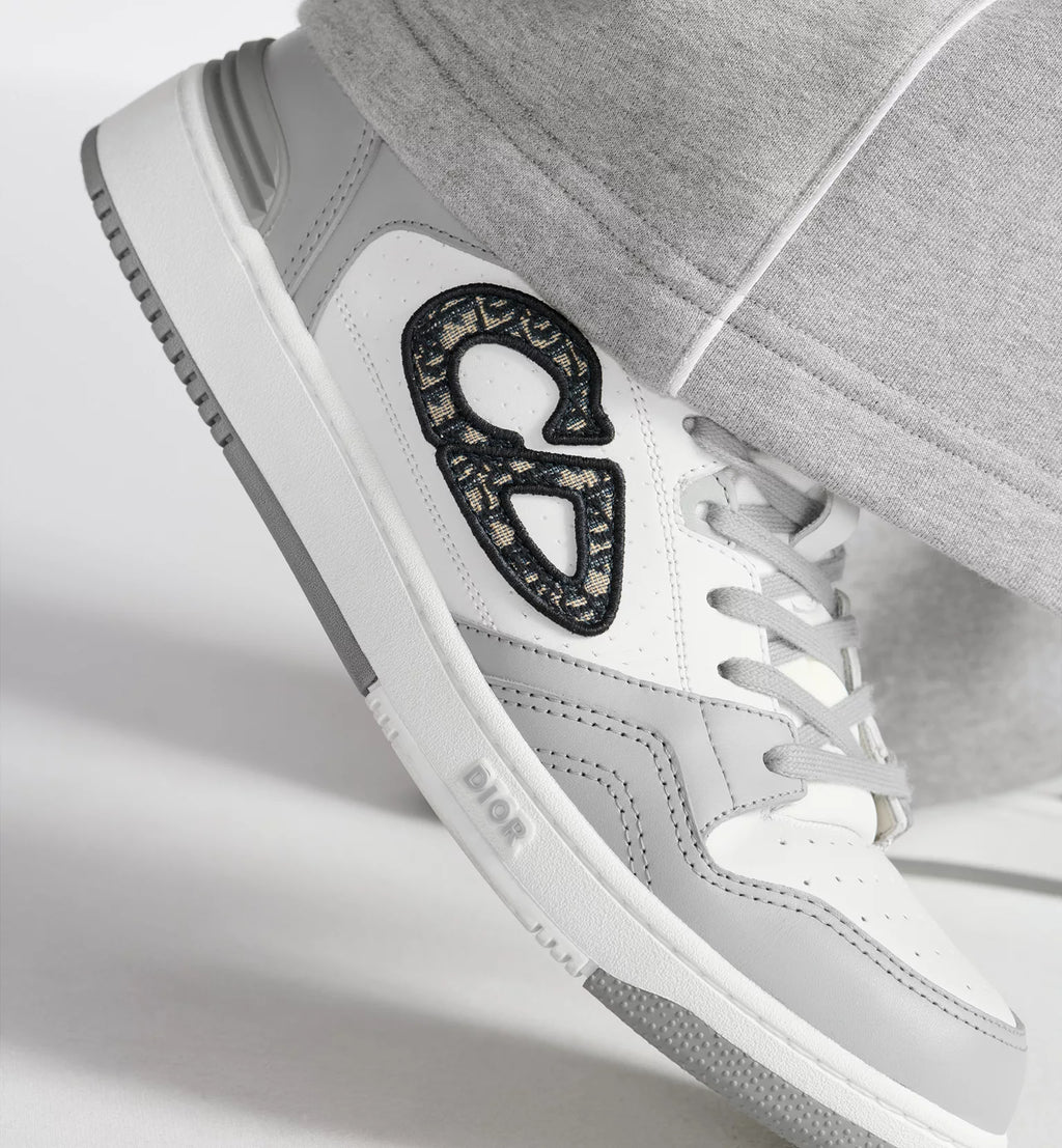 B57 Dribble Low-Top Sneaker