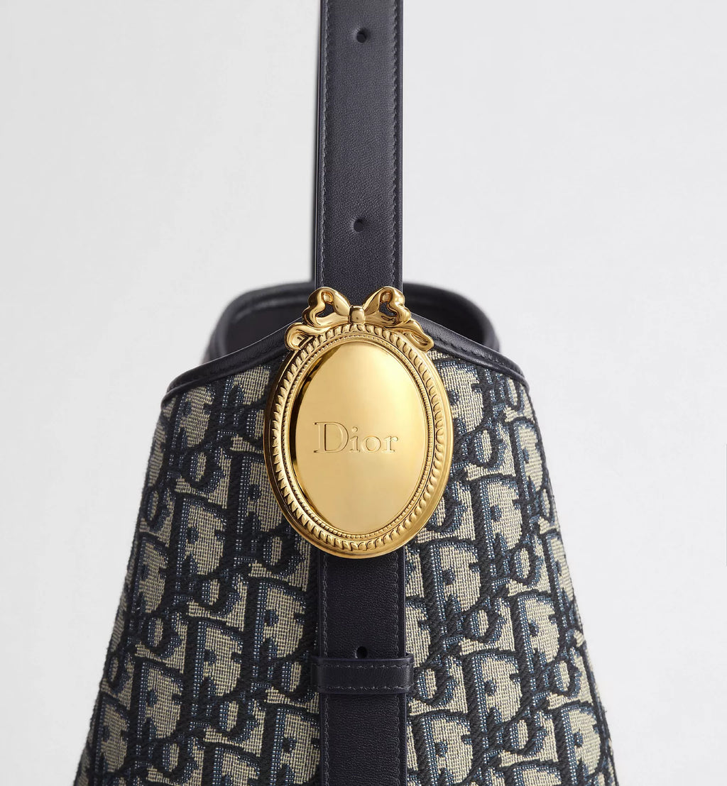 Medium Dior Médaillon Bucket Bag