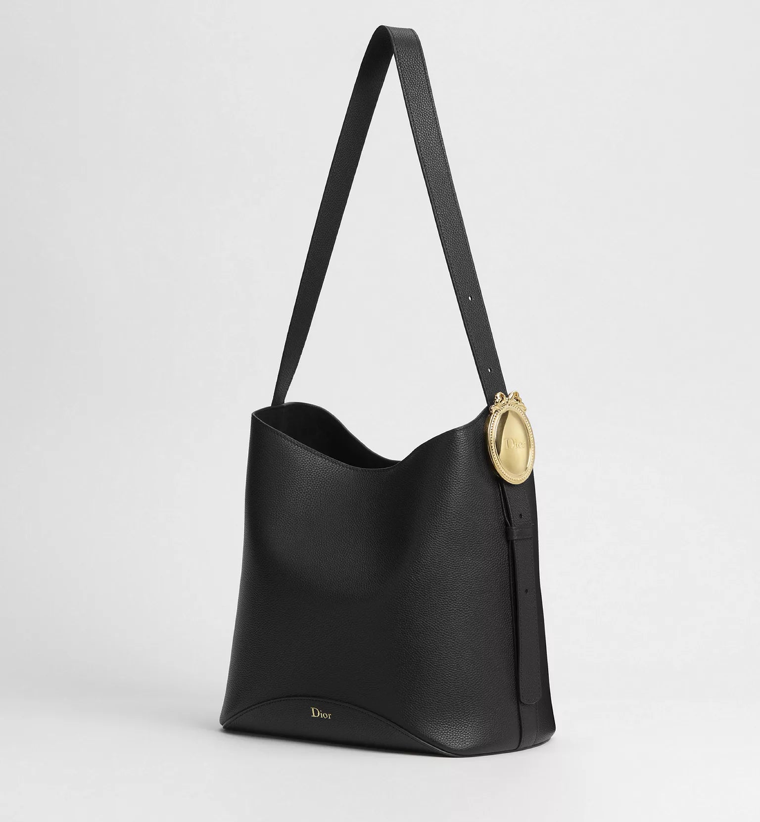 Medium Dior Médaillon Bucket Bag