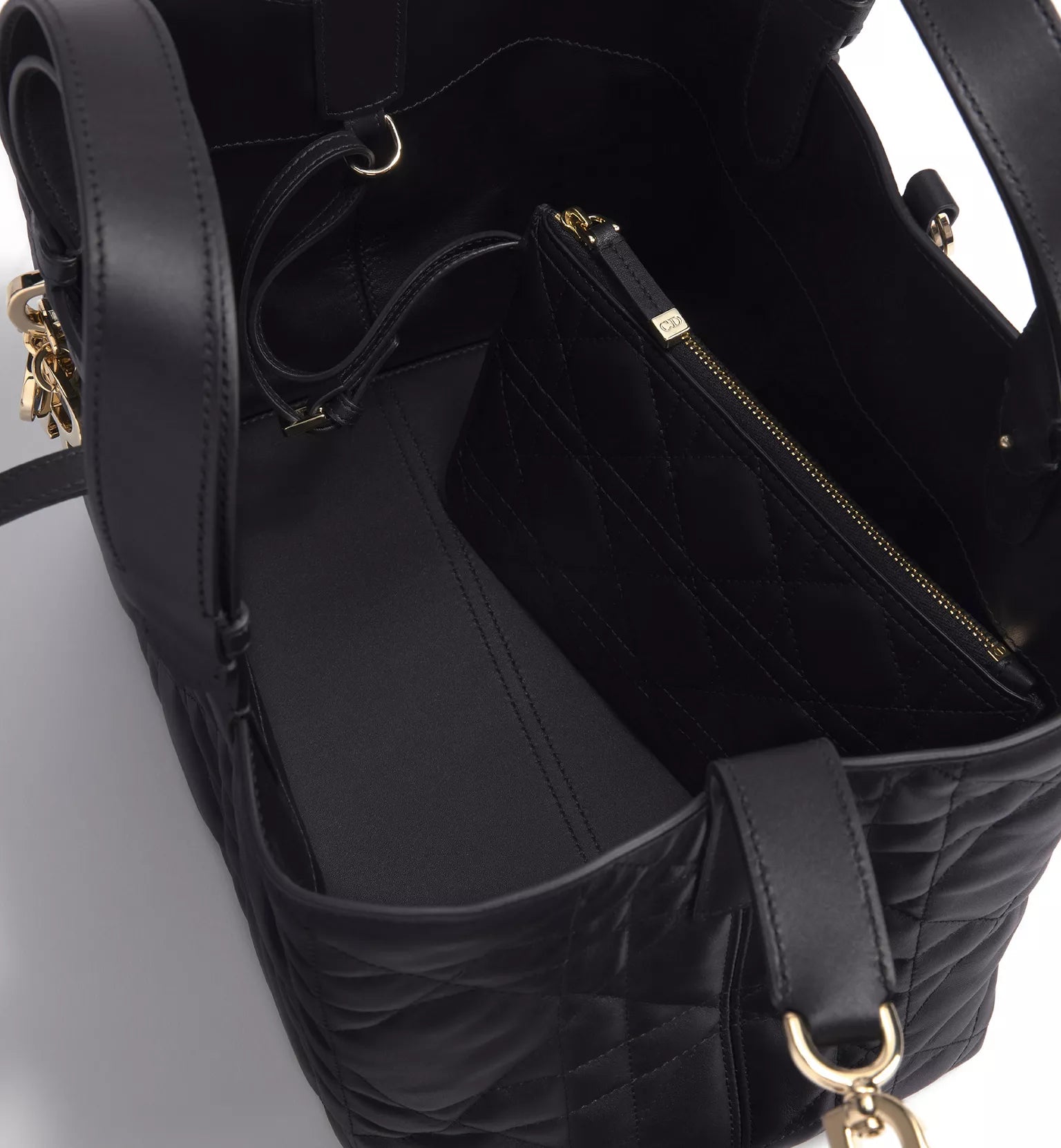 Medium Dior Toujours Bag