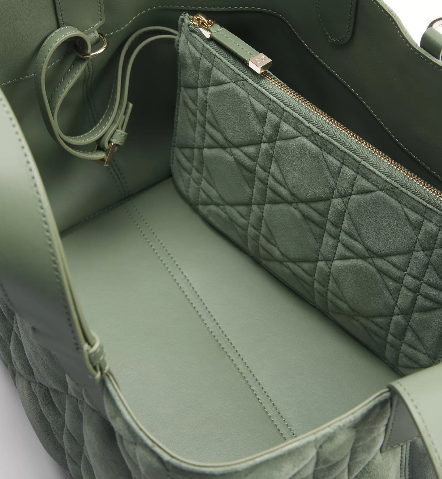 Medium Dior Toujours Bag