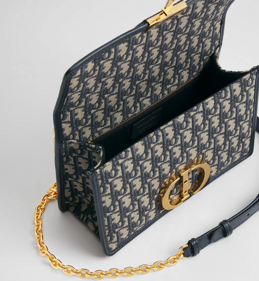 30 Montaigne Chain Bag