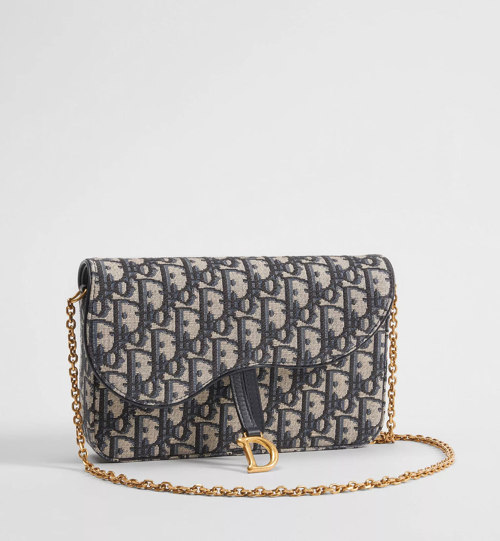 Medium Saddle Pouch with Chain