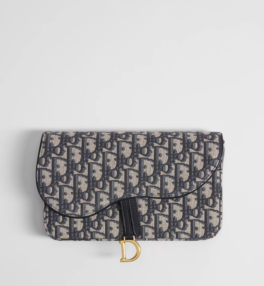 Medium Saddle Pouch with Chain