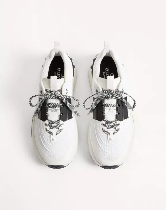 True Act Low Top Trainer In Mesh And Rubberised Fabric
