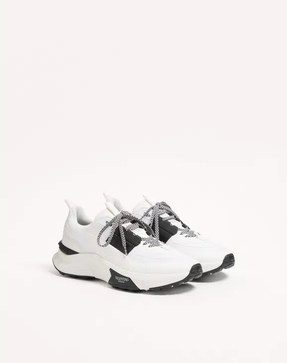 True Act Low Top Trainer In Mesh And Rubberised Fabric