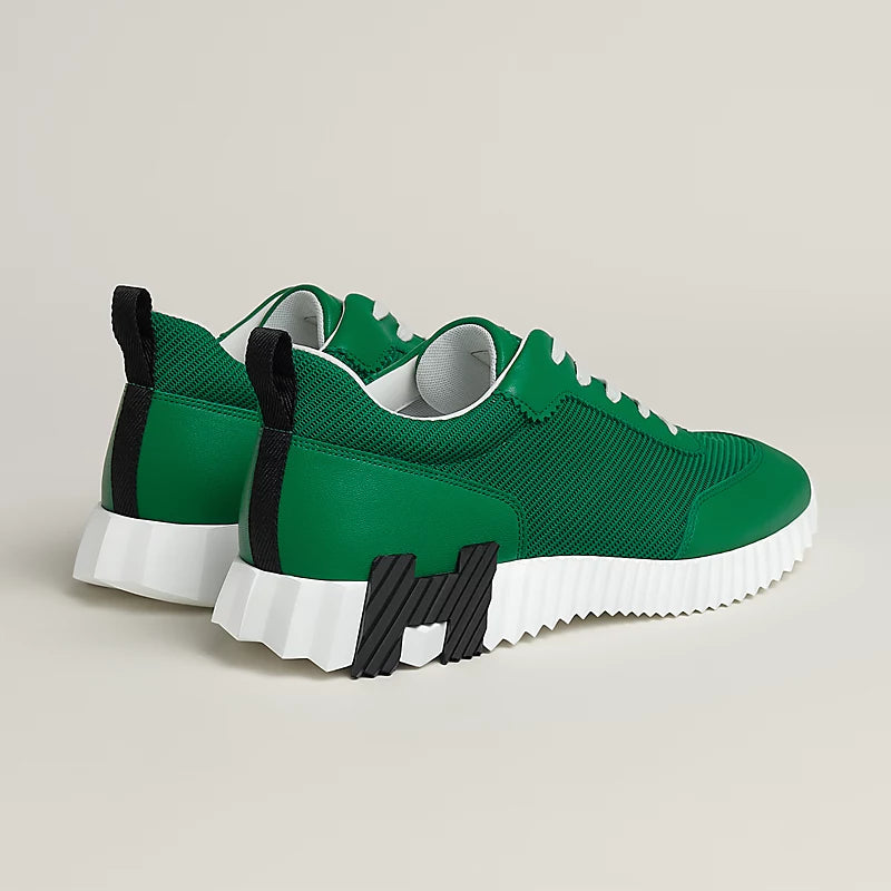 Bouncing sneaker