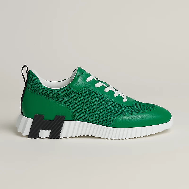 Bouncing sneaker
