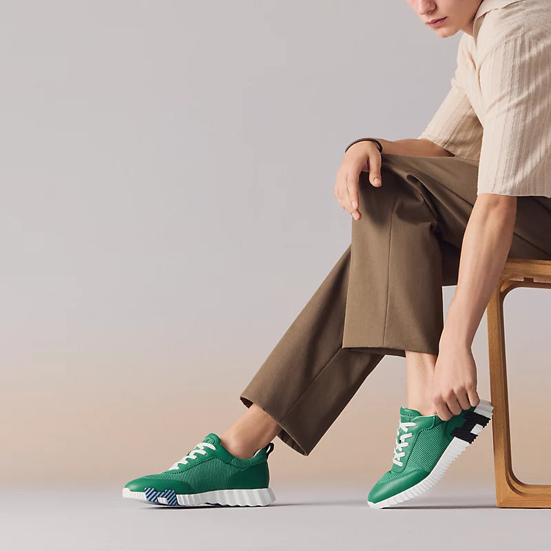Bouncing sneaker
