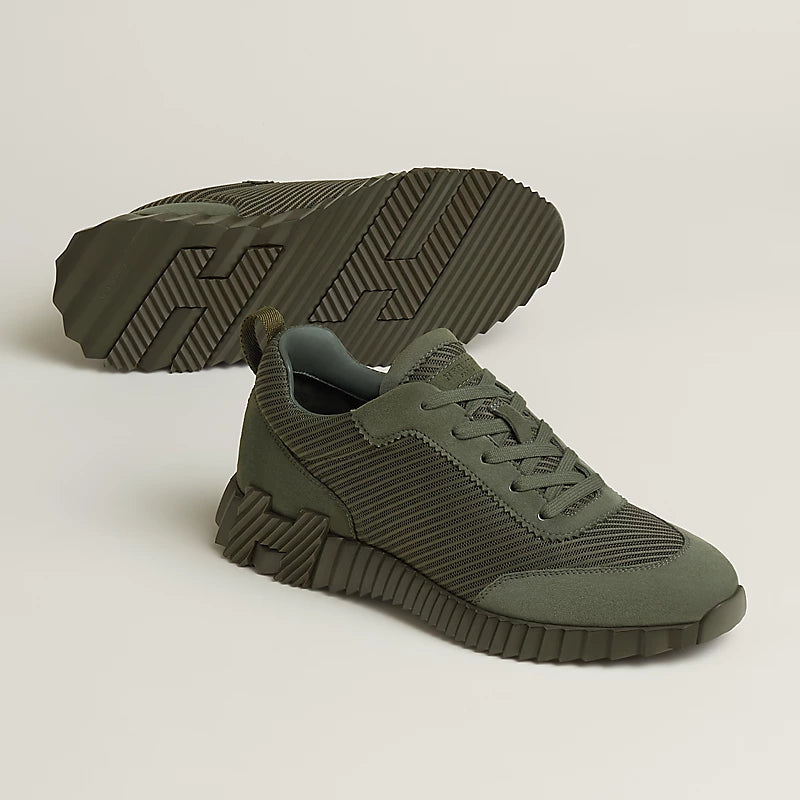 Bouncing sneaker