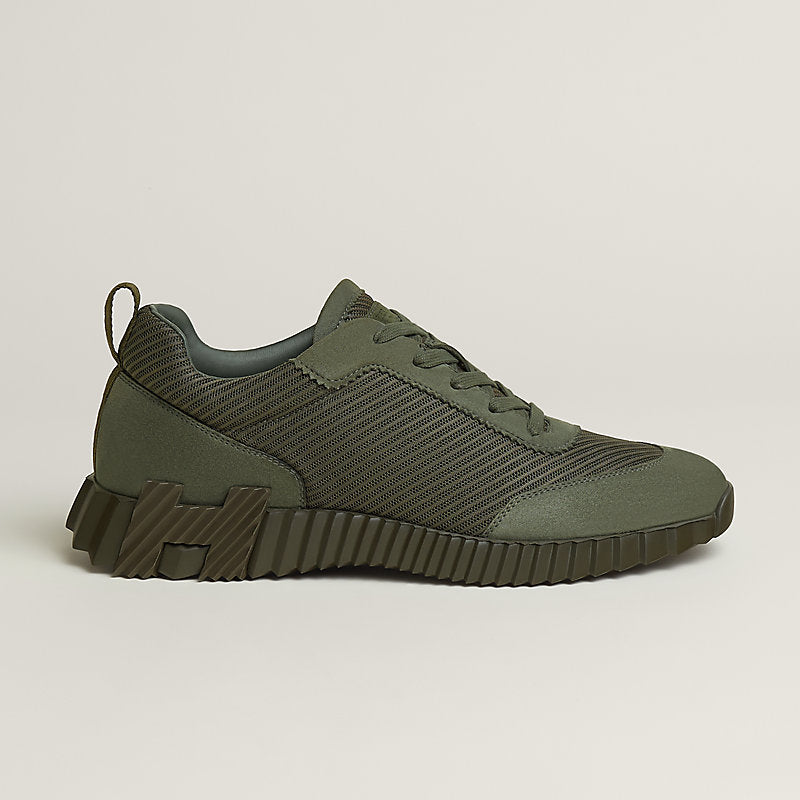 Bouncing sneaker