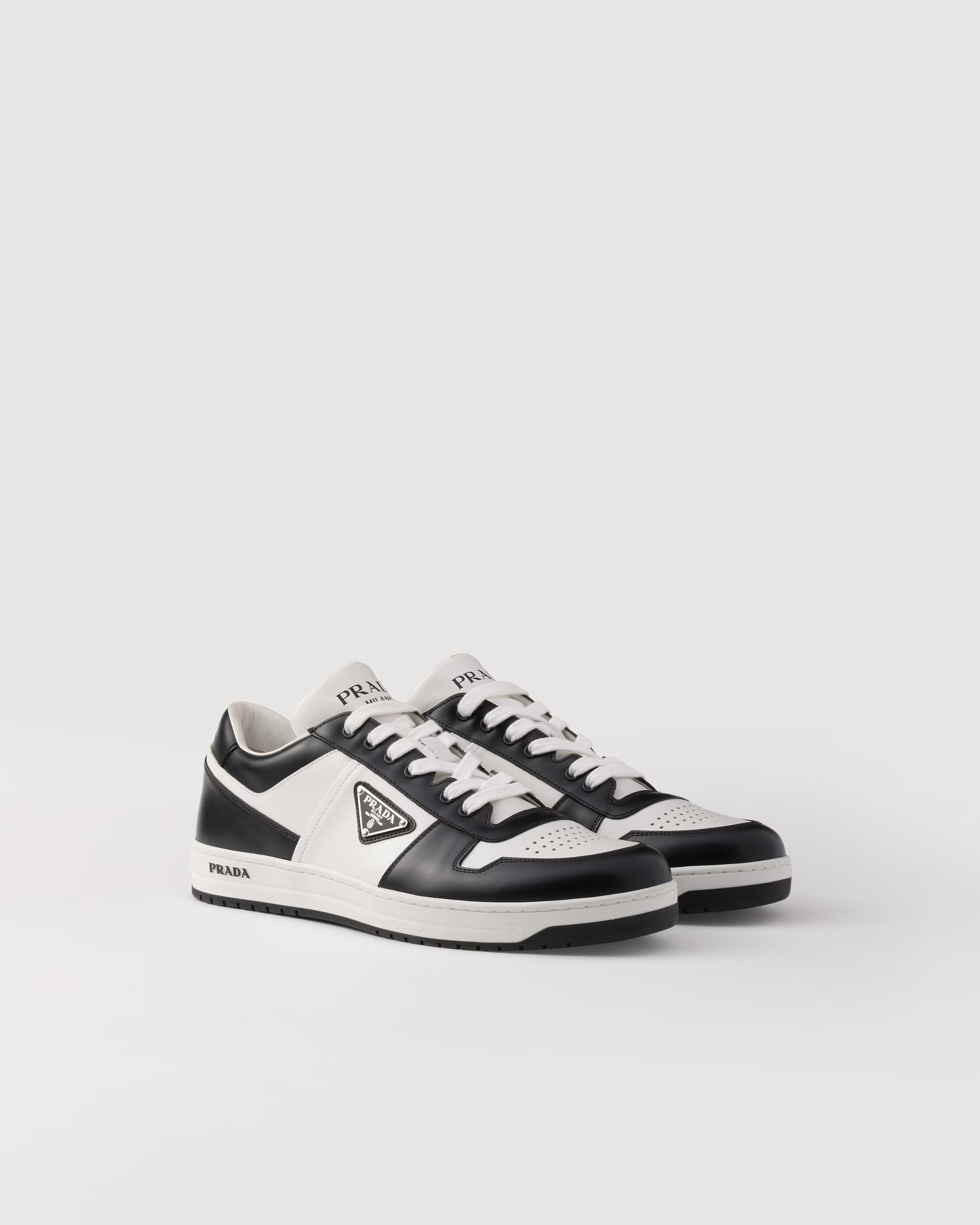 Downtown leather sneakers