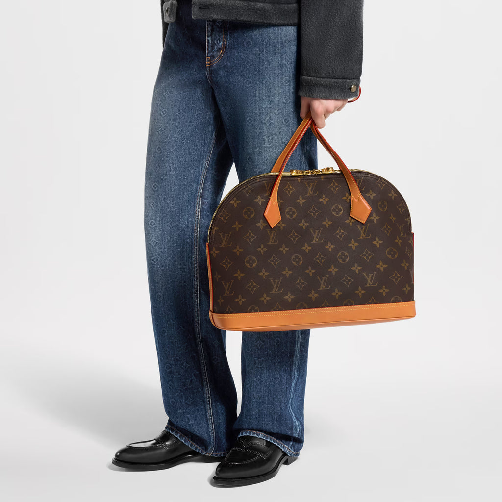 Alma MM Shoulder Bag