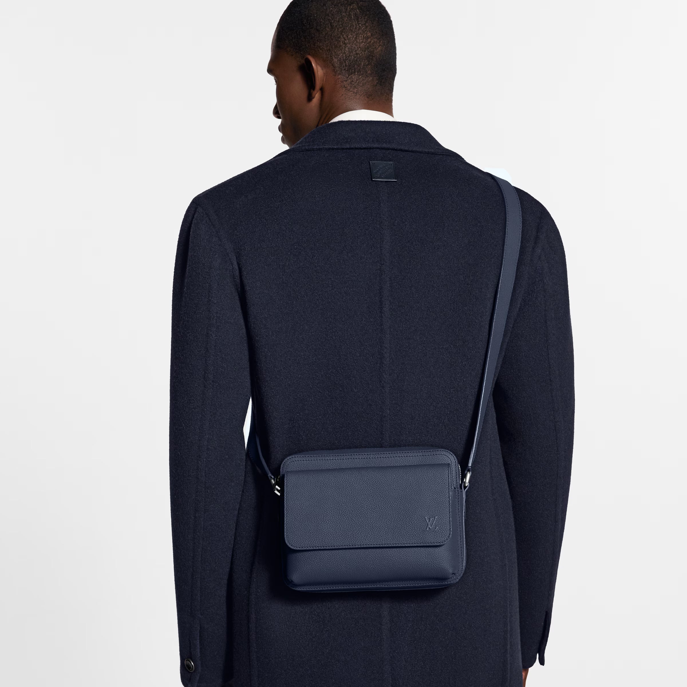 Boarding Messenger Bag