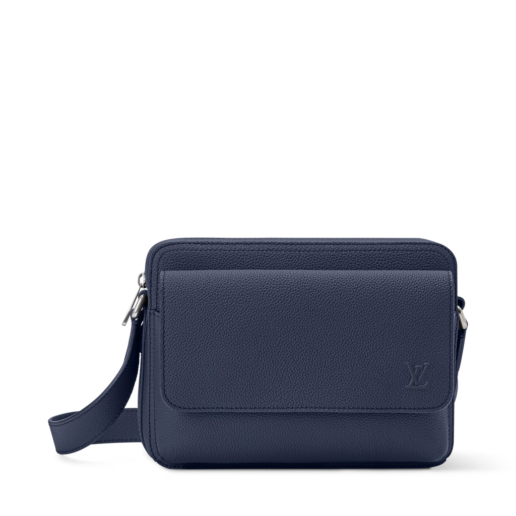 Boarding Messenger Bag