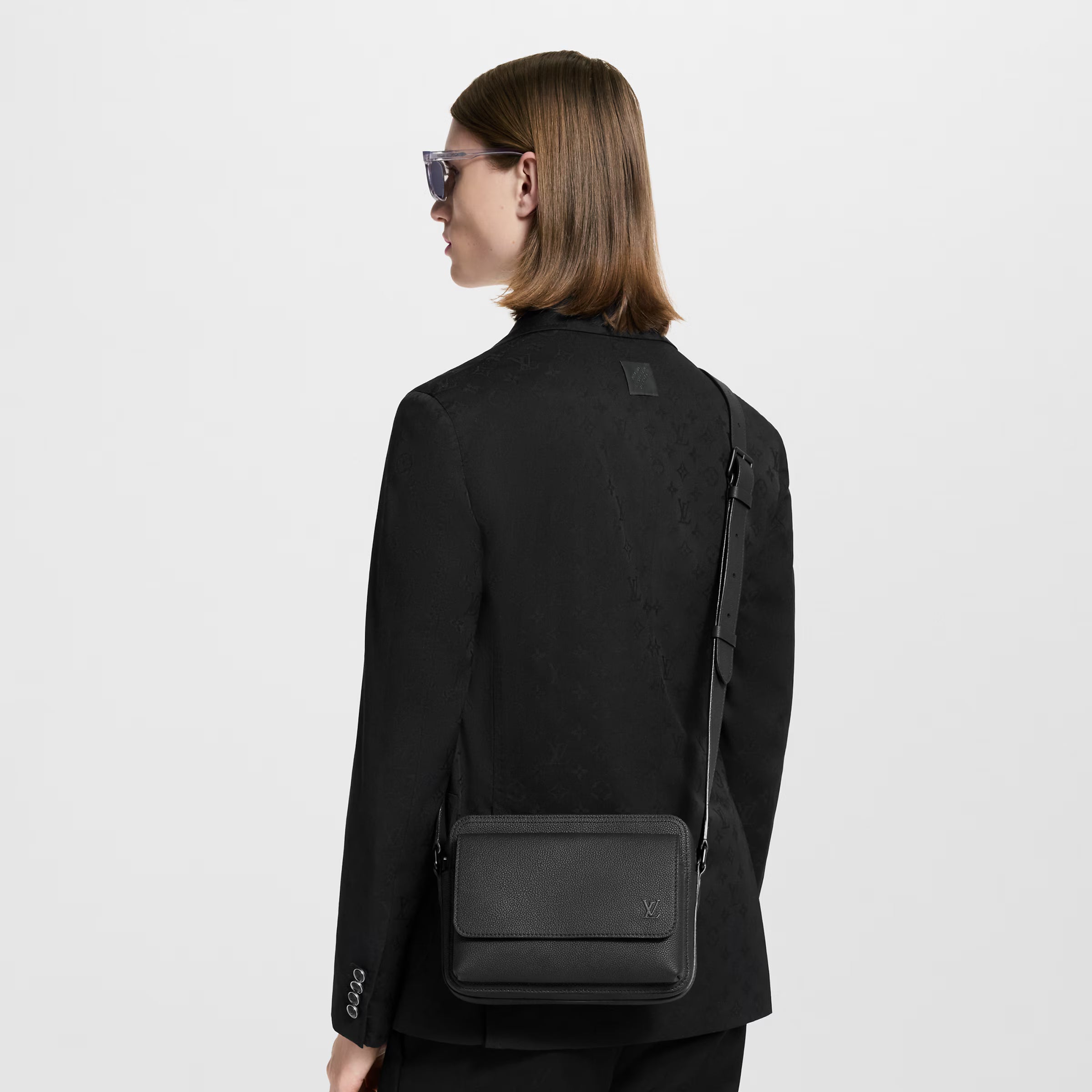 Boarding Messenger Bag