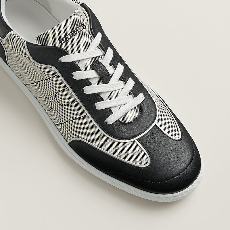 Match sneaker