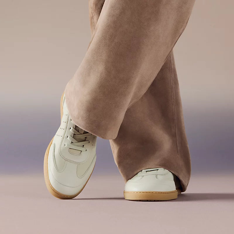 Match sneaker