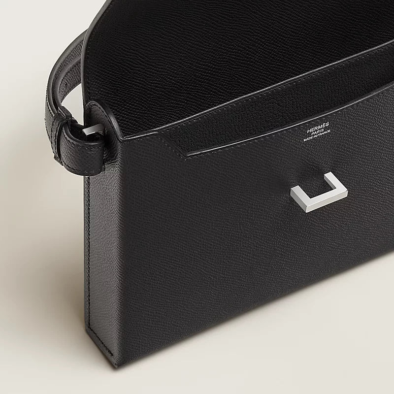 Tout en Carre pouch