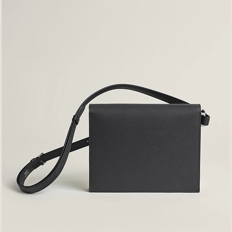 Tout en Carre pouch