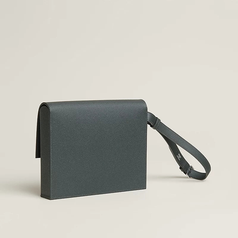 Tout en Carre pouch